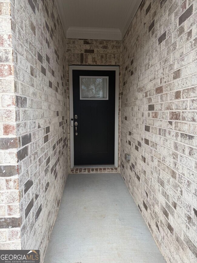 Photo - 663 Castleberry Ave