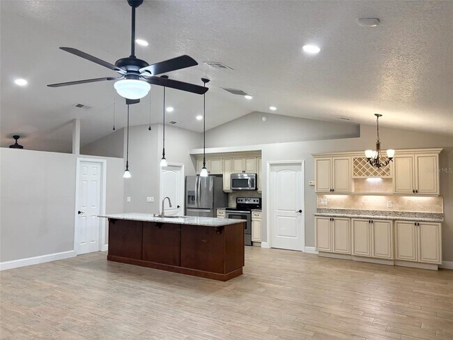 Photo - 9718 Crenshaw Cir