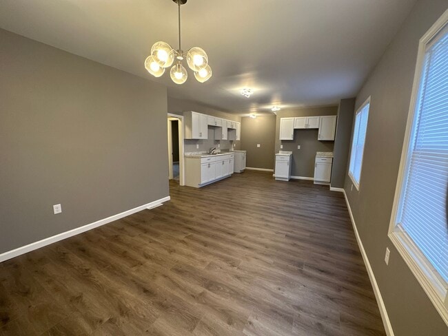 Photo - 6302 W Medford Ave Unit 6302 - Front