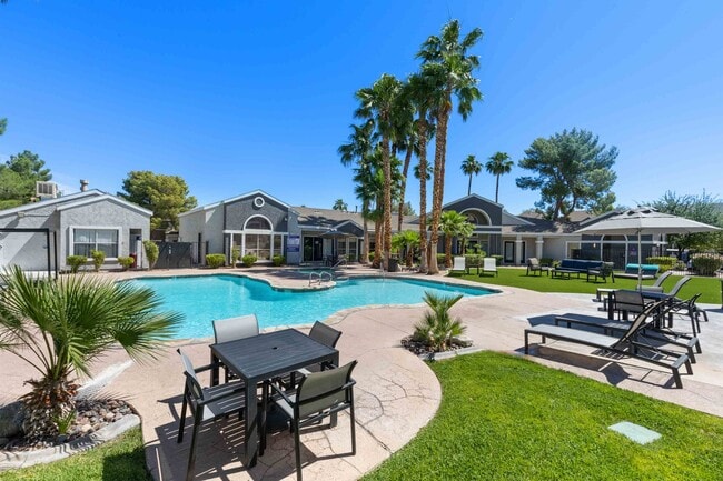 Renaissance Villas Apartment Homes