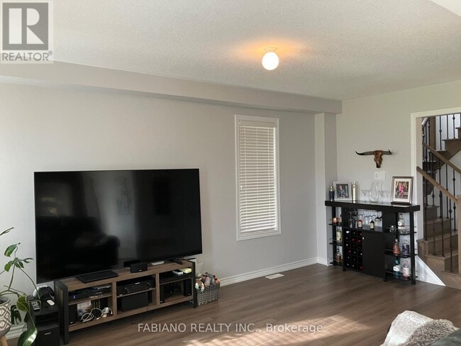 Photo - 175 Brownley Ln.