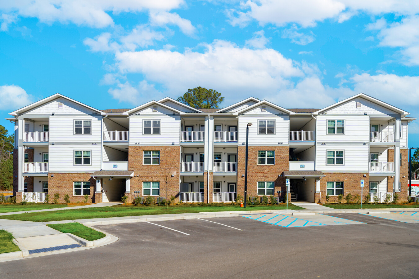 Photo - Garden Lakes Apartments