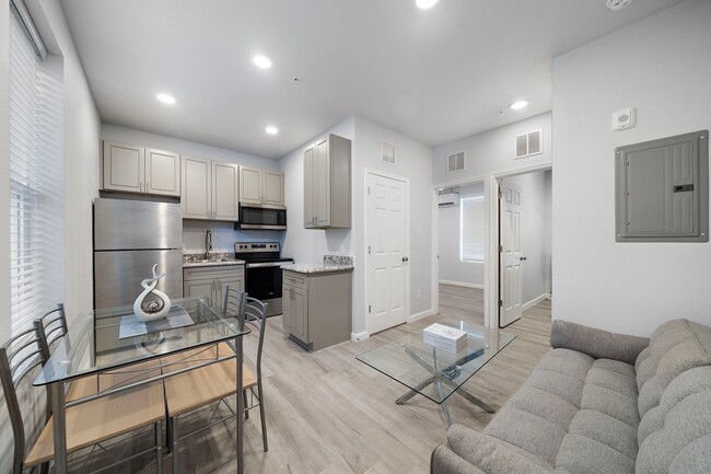 Photo - 920 Avenue L Unit F