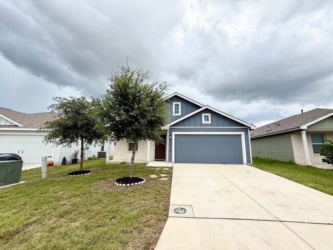 Photo - Gorgeous 3-bedroom, 2 Bathroom, Minutes from Randolph AFB