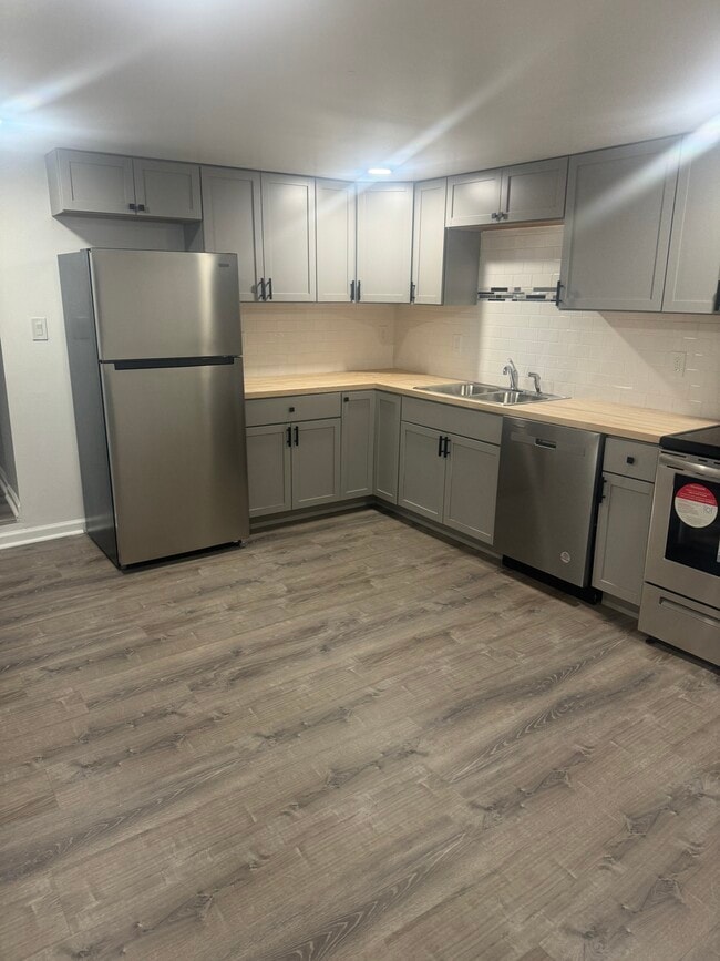 Photo - 5915 Bristol Emilie Rd Unit 2