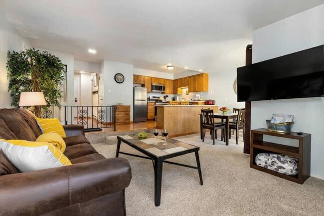 Photo - 246 Broken Lance Dr Unit ID1387654P