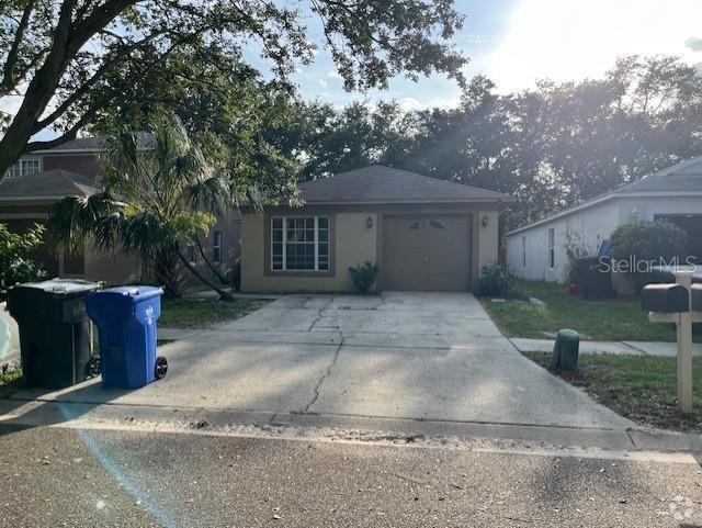 Building Photo - 8434 Quarter Horse Dr Rental
