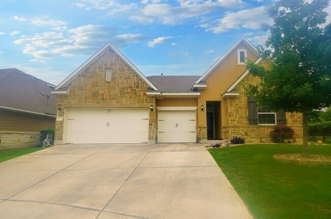 Building Photo - Executive-Style Home Now Available in Crossvine (Schertz) Realtor Commission: $750