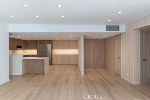 Photo - 345 Pioneer Dr