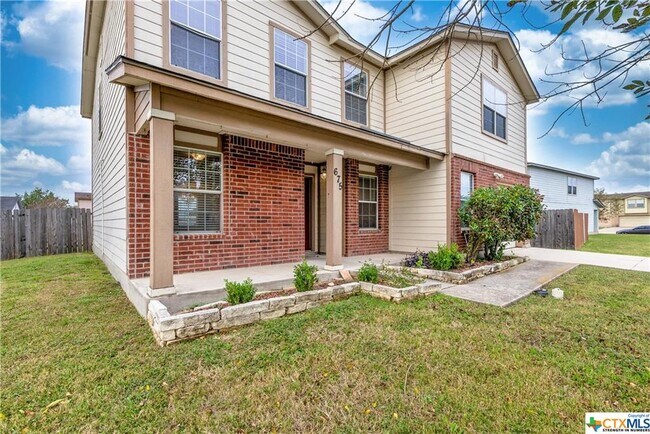 Photo - 675 NW Crossing Dr