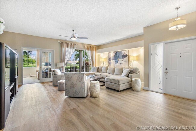 Photo - 5070 Lake Catalina Dr Unit C