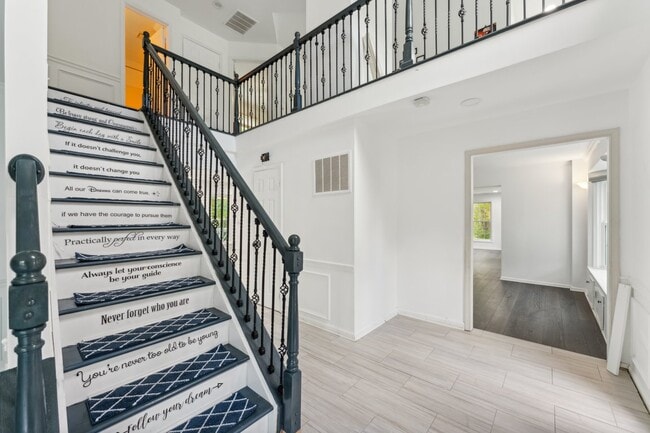 Photo - Charming 4 bedroom 3 bathroomSingle-Family Home for Rent! Discover your dream home with this stun...