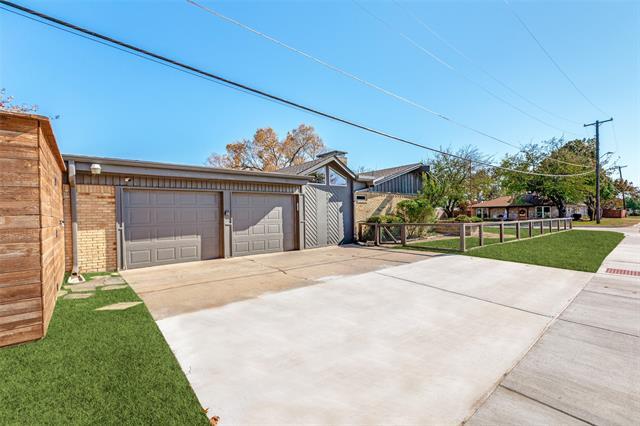 Photo - 611 W Sycamore St