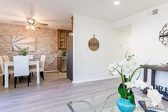 Photo - Pristine condo in the charming and quaint community of Lakeshore Villas 2/2 Pets OK With Owner Ap...