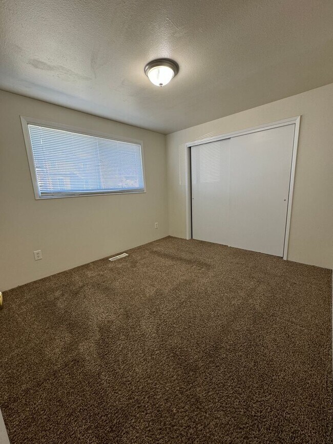 Photo - 108-112 E. Beech St. Yakima, WA 98901 Unidad 108