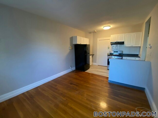 Photo - 451 Norfolk St Unit 8