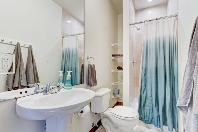 Photo - 1007 Eleanor St Unit 1007 Apt 2