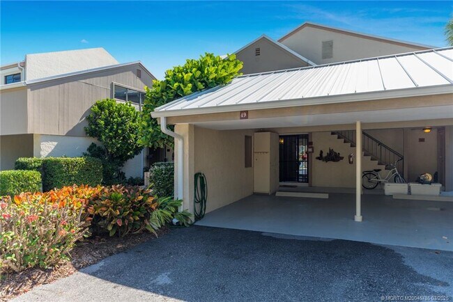 Photo - 3901 SE St Lucie Blvd Unidad 49