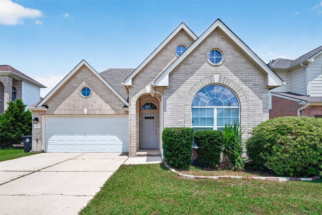 Building Photo - 9241 Clearwood Landing Blvd