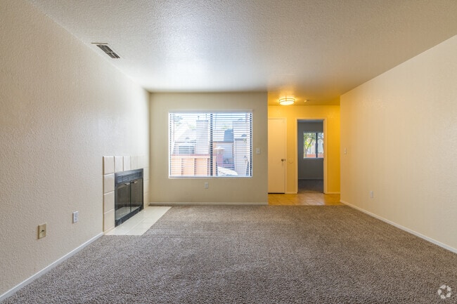 2BR, 2BA - 924SF (2) - Living Room