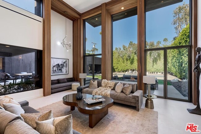 Photo - 604 N Alpine Dr