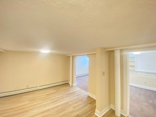 Photo - 16 Linwood St Unit A