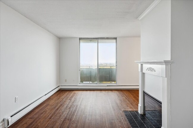 Photo - Highland Village