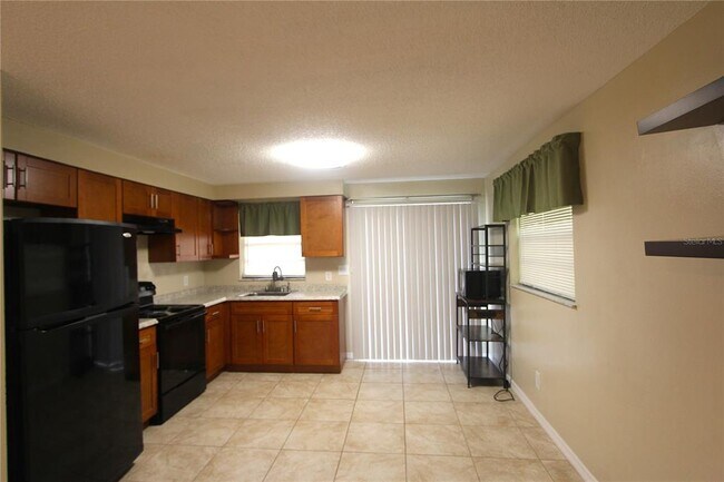 38942 9th Ave
