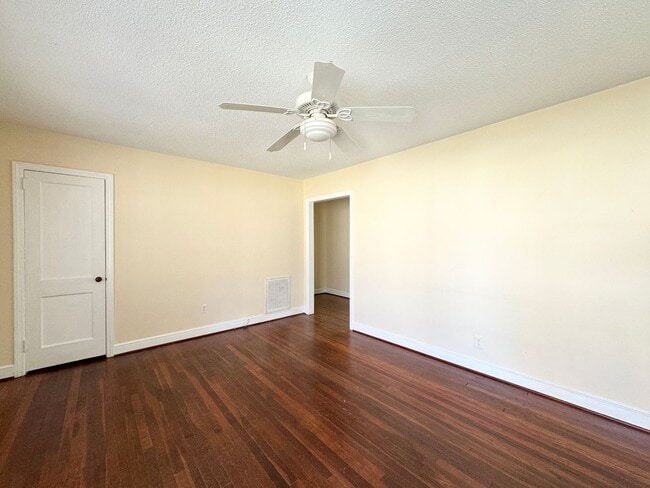 Photo - Kirkwood 2 BR