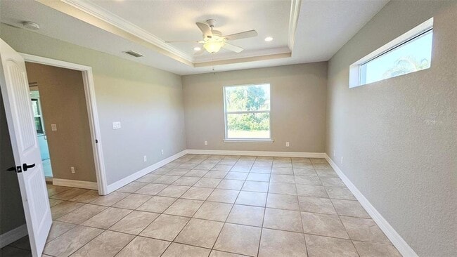 Photo - 210 Lime Tree Park