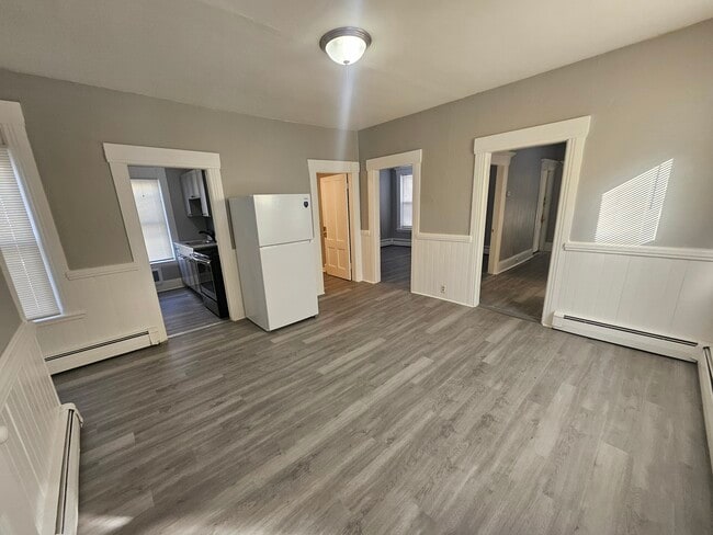 Photo - 275 Lake Ave Unidad 1F