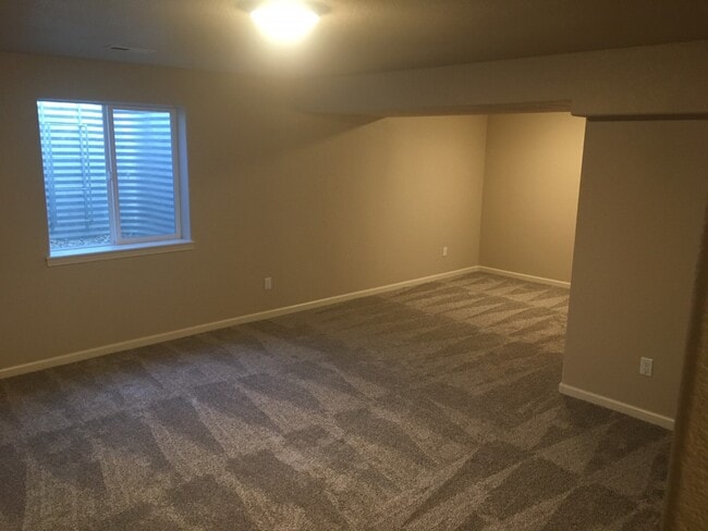 Photo - 95 Pike Lane