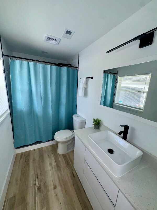 Photo - 1001 S Dollins Ave