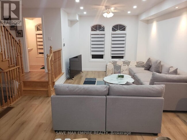 Photo - 33 Gilford St