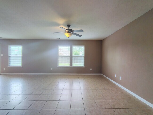 Photo - 1206 Larks Trace Ln