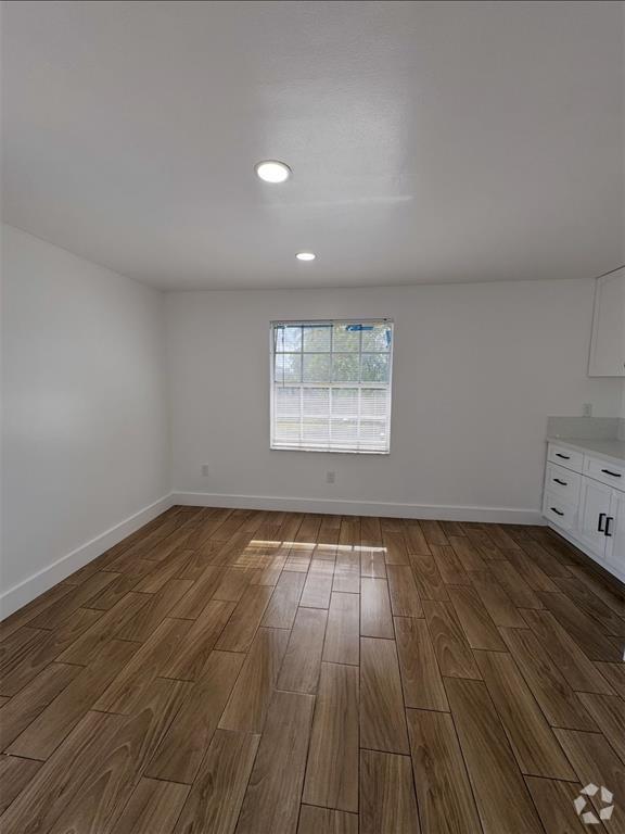 Building Photo - 617 NW 3rd Ave Rental