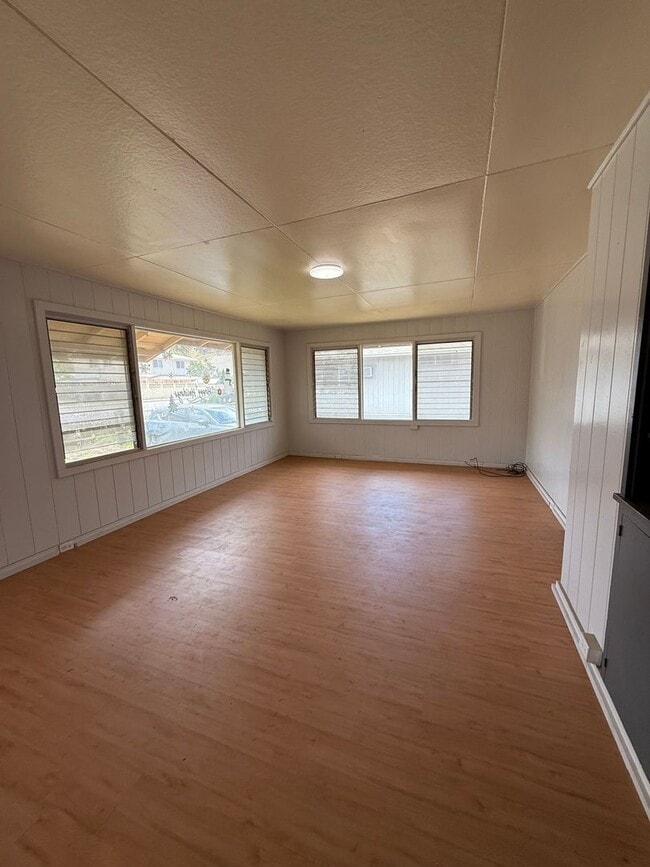 Single level 3 bedroom/1.5 Bath - Single level 3 bedroom/1.5 Bath House