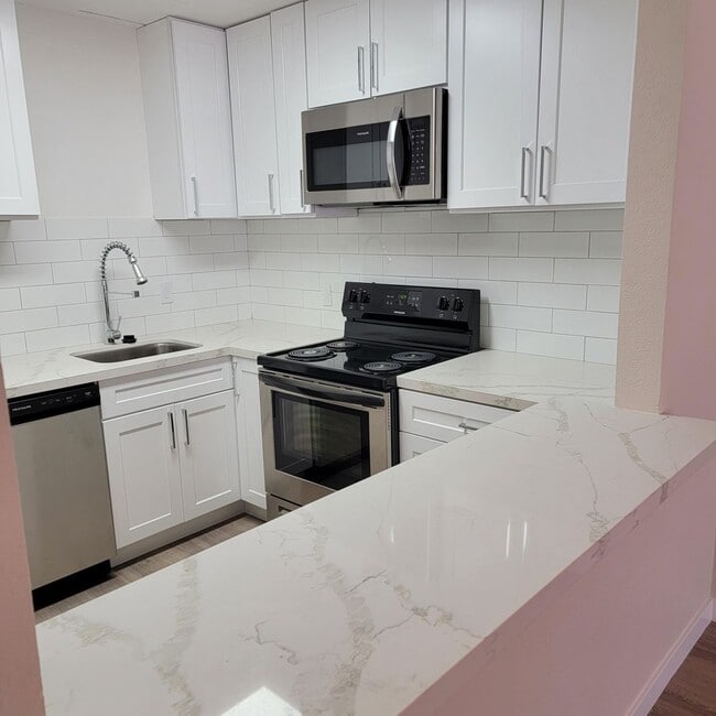 Photo - Palisade Flats- Stunning Renovations