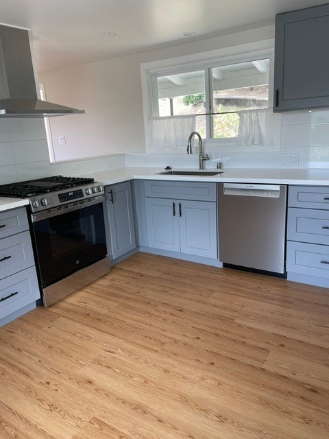 New Gas Stove, dishwasher, large sink. Beautiful kitchen opens to living room/dining area. - 101 Granlee Rd Unit 101  upper