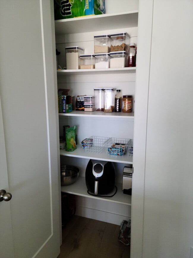 Photo - 1544 W 250 N