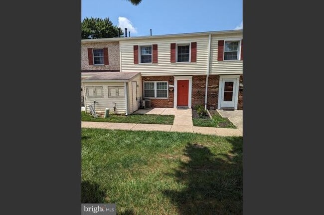 Photo - 9225 Bridle Path Ln