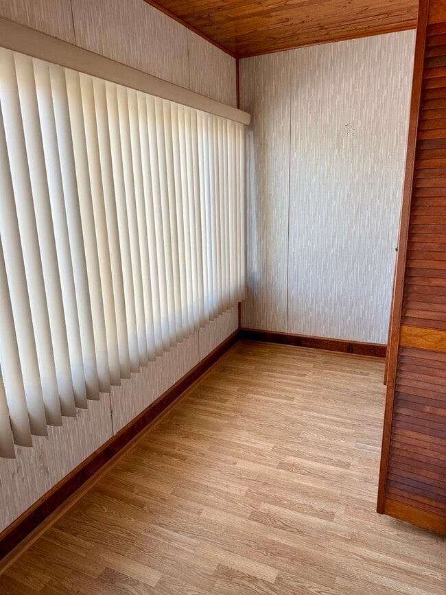 Photo - 3251 N Osage Ave Unit 1