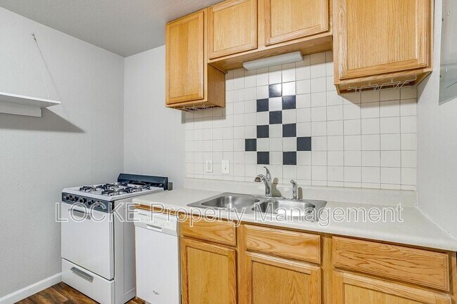 Photo - 3417 S University Dr