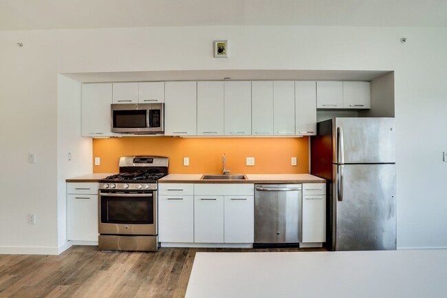 Photo - 1932 9th St NW