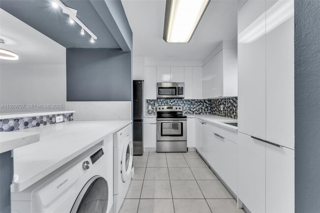 Building Photo - 2945 NW 68th St