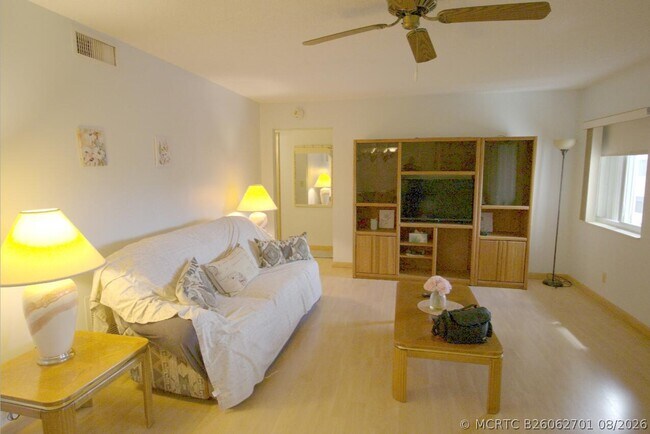 Photo - 3561 Pine Needle Dr Unit D-2