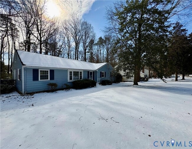 Building Photo - 11011 Pennway Dr