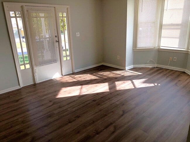 Photo - 818 Columbia Ave Unidad A