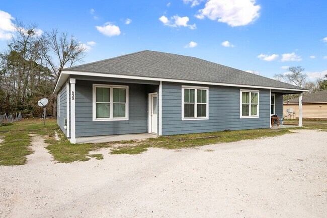 Photo - 635 E Azalea Ave