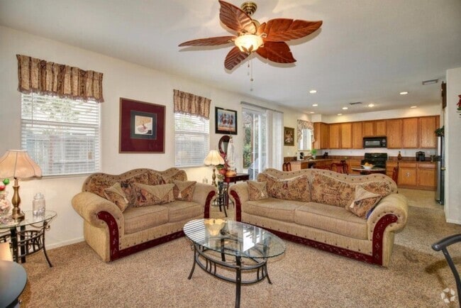 Building Photo - North Natomas 2 Story 3 Bedroom w/ Loft. 2...